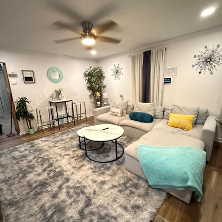 Stylish Cozy Quiet Family Retreat And Romantic Getaway Sleeps Up To 7 With Fast Wifi, Free Parking, Work Station, Alexa Enabled, Fenced In Backyard For Pets Grill Party Patio, Porch, Beach, Canal, Stadium,Boardwalk Restaurants, And Much More! Atlantic City Ngoại thất bức ảnh