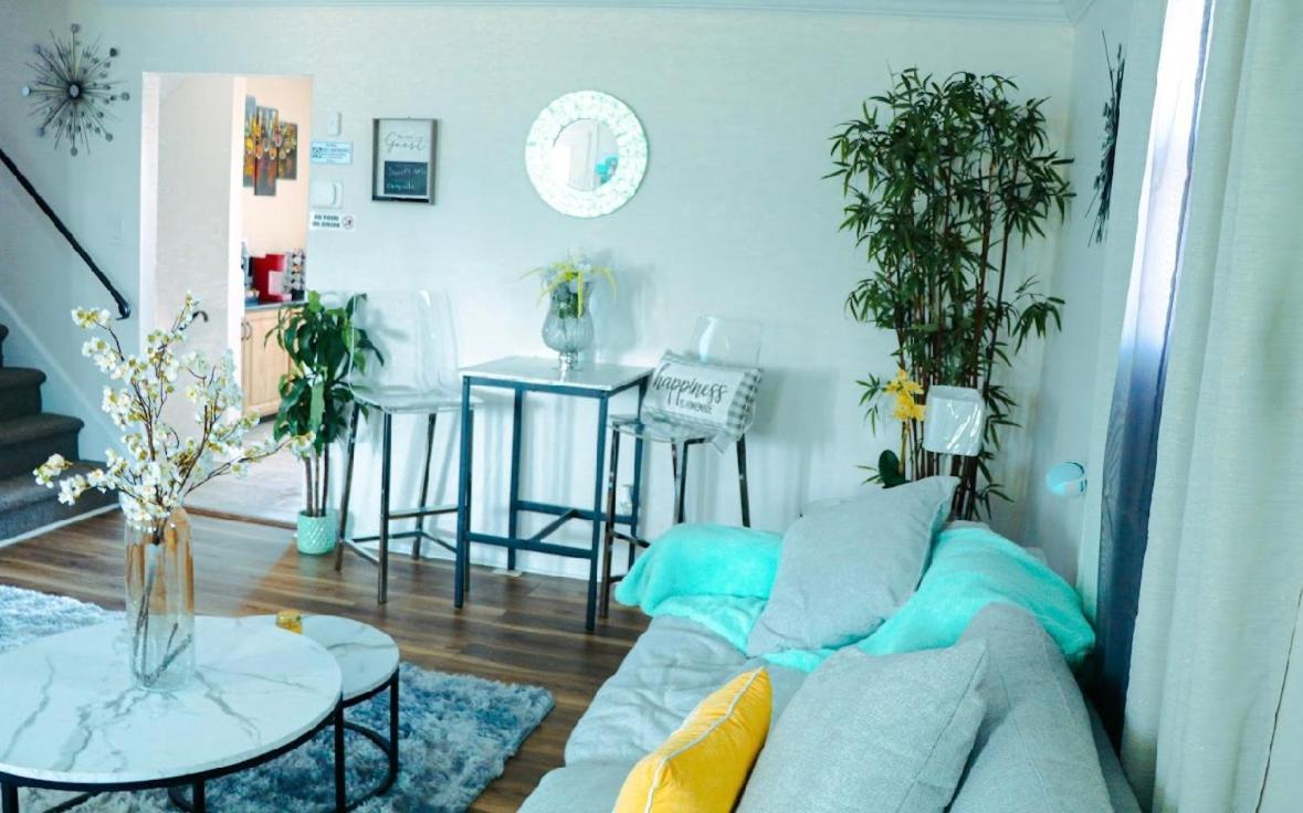 Stylish Cozy Quiet Family Retreat And Romantic Getaway Sleeps Up To 7 With Fast Wifi, Free Parking, Work Station, Alexa Enabled, Fenced In Backyard For Pets Grill Party Patio, Porch, Beach, Canal, Stadium,Boardwalk Restaurants, And Much More! Atlantic City Ngoại thất bức ảnh